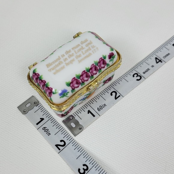 Imperial Porcelain Trinket Box With Bible Verse - Picture 9 of 9